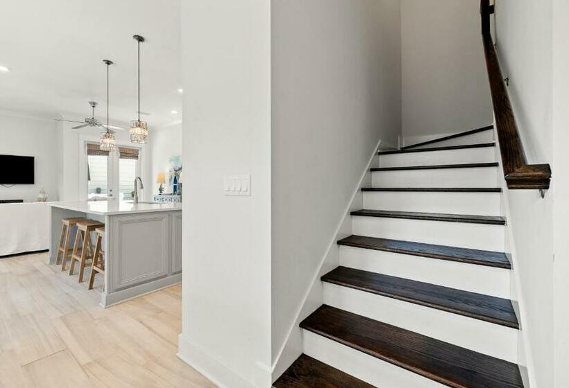 Paradise By The Pool