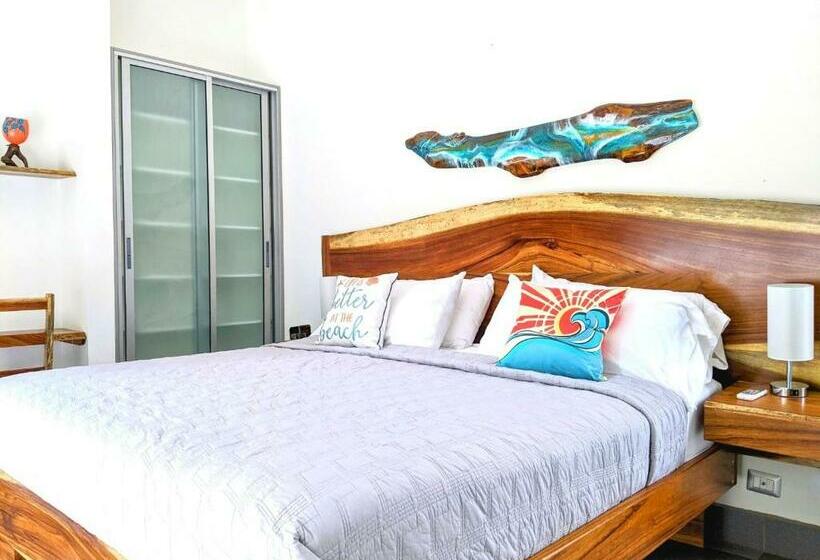 Rooftop Deck Ocean View Walk To Beach