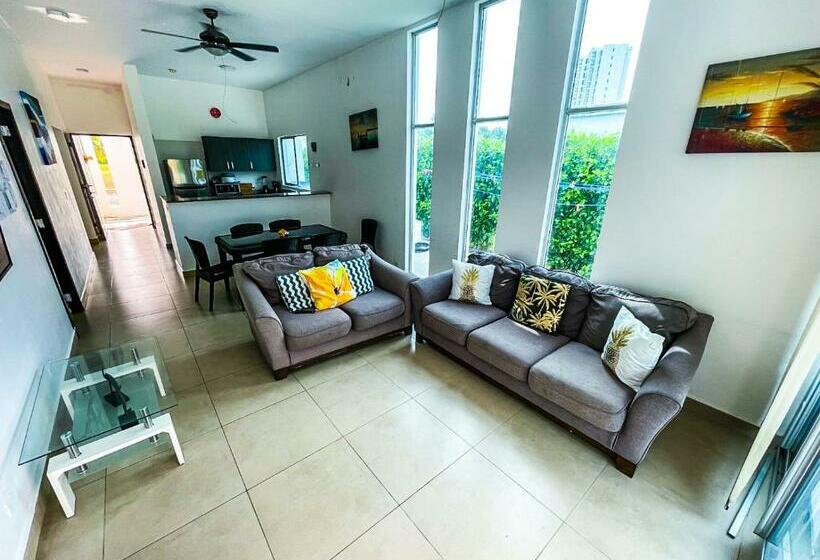 Villa Luxe Playa Blanca Tourism