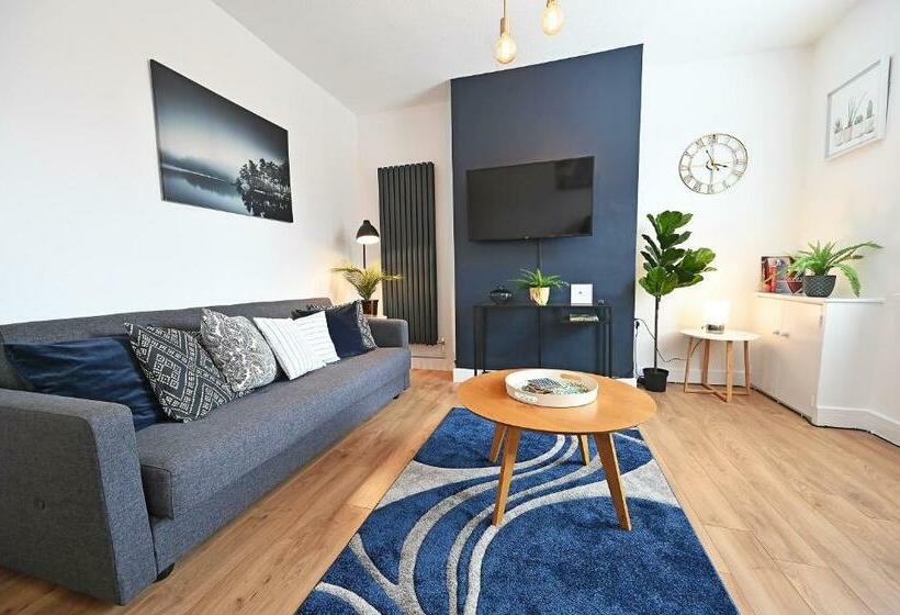 The Coffee Pot Cottage In Town Centre Free Parking