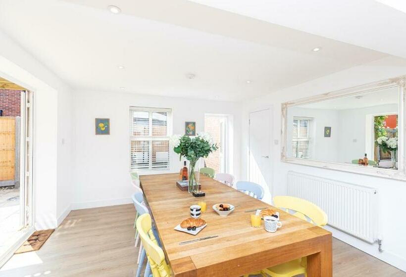 Westview Cottage Bikes/chef/hot Tub