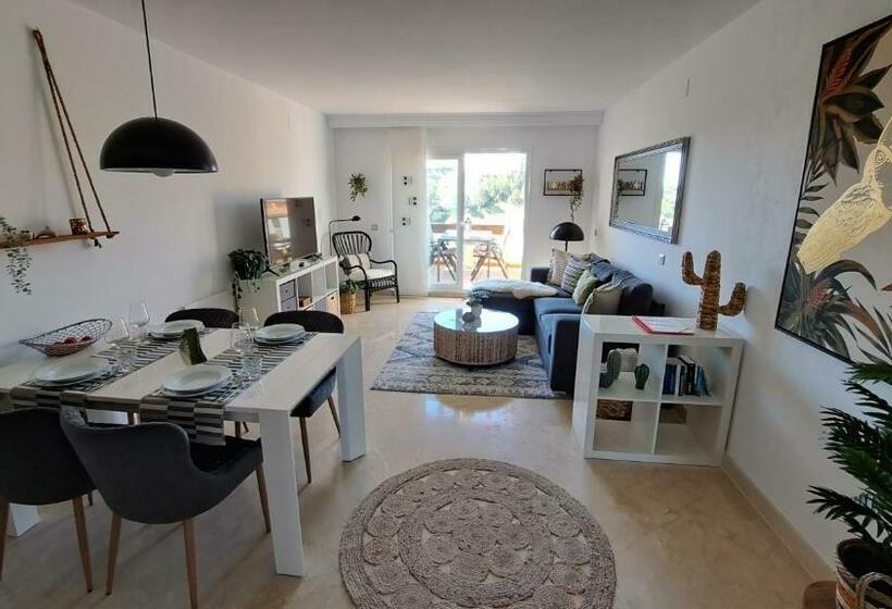 110   Superb Andalusian Style 2 Bed Golf Apartment Overlooking Miraflores Golf