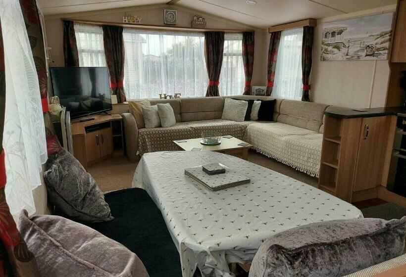 95 Holiday Resort Unity 3 Bed Passes Included