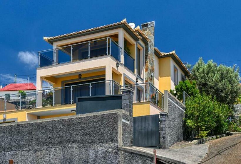 Bairos House, A Home In Madeira