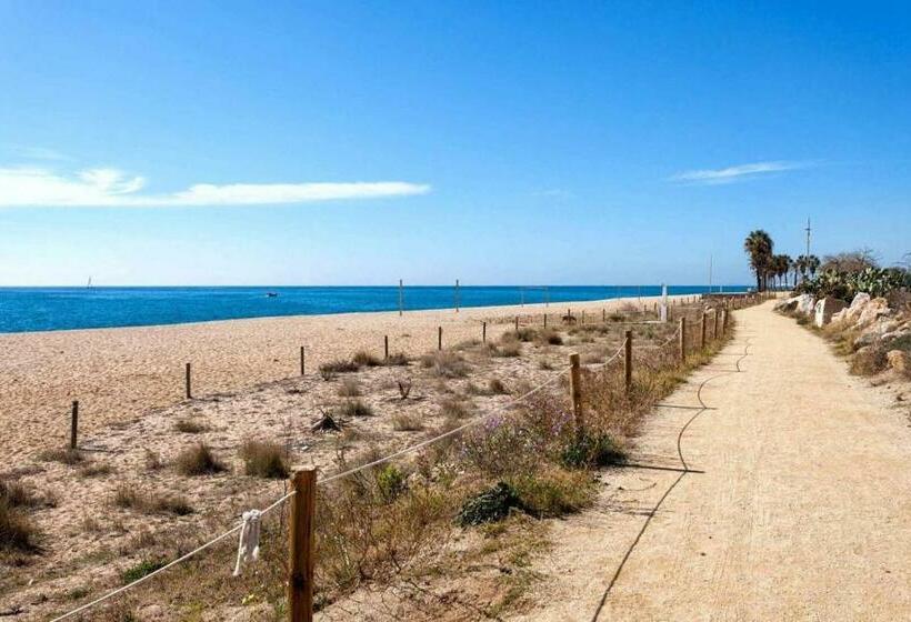 Maresme Beach Apartment