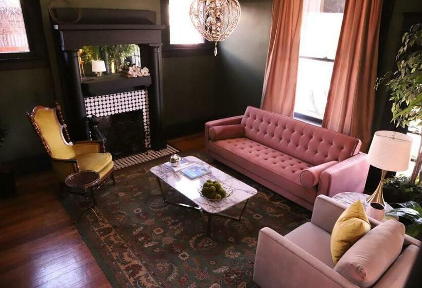 #casa Mina #5 Central Rio Grande Historic Dist