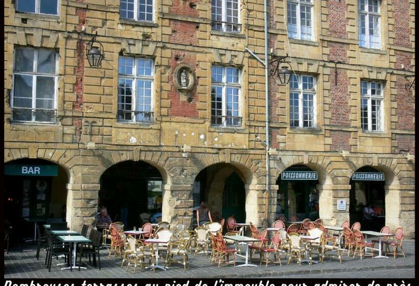 Charleville Mézières: Belle Vue Place Ducale