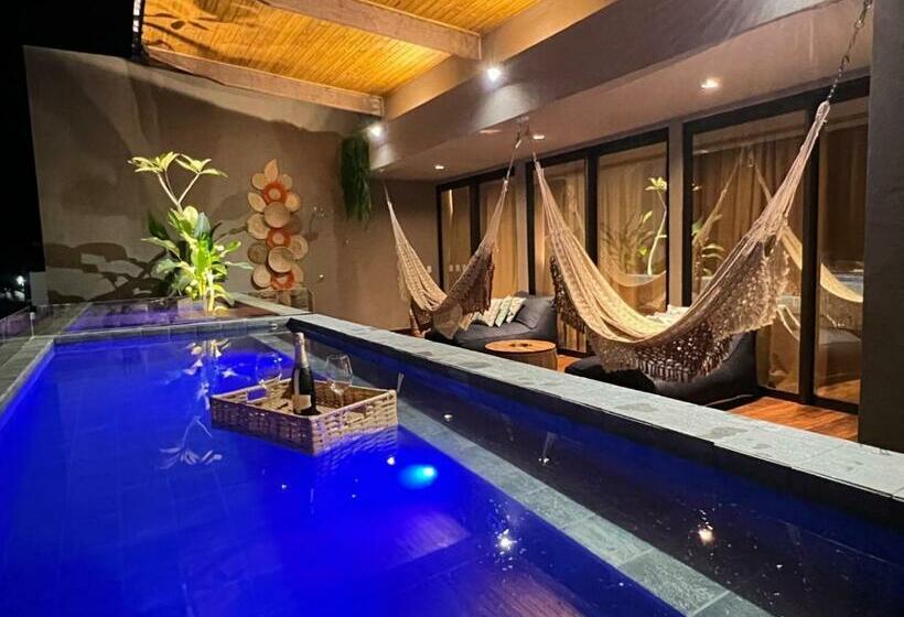 Milagres Hospedagens   Cobertura Rota 206   Capela & Praia