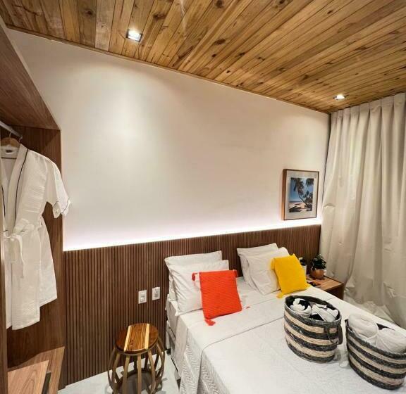 Milagres Hospedagens   Cobertura Rota 206   Capela & Praia