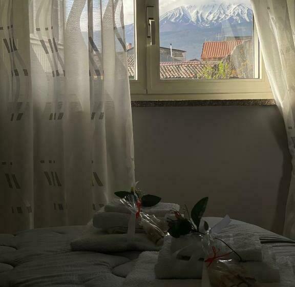 Etna Sunshine Apartments