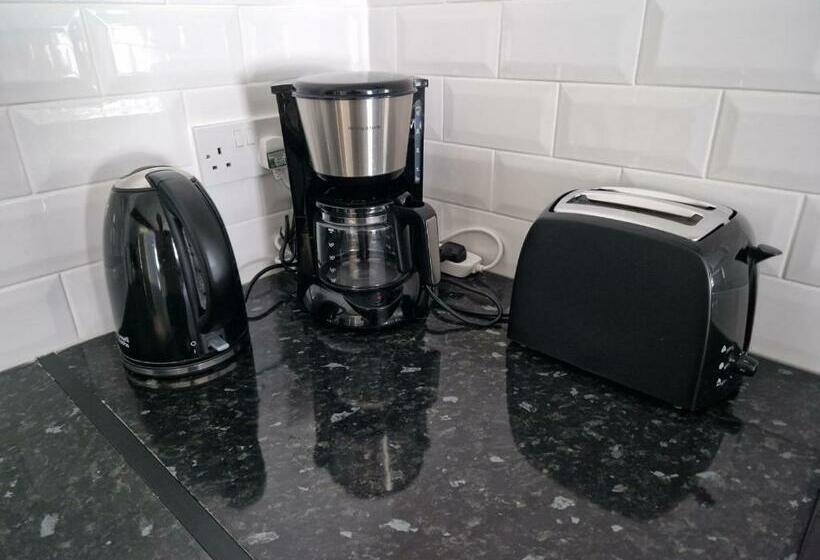 Gorgeous 1 Bed Apartment In Wetwang