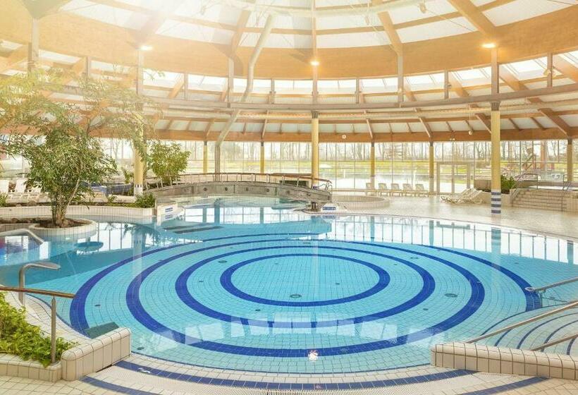 Nah Am Meer, Meerblick, Gratis Nutzung Vom Ahoi Erlebnisbad Und Sauna In Sellin   Haus Inselblick Fe