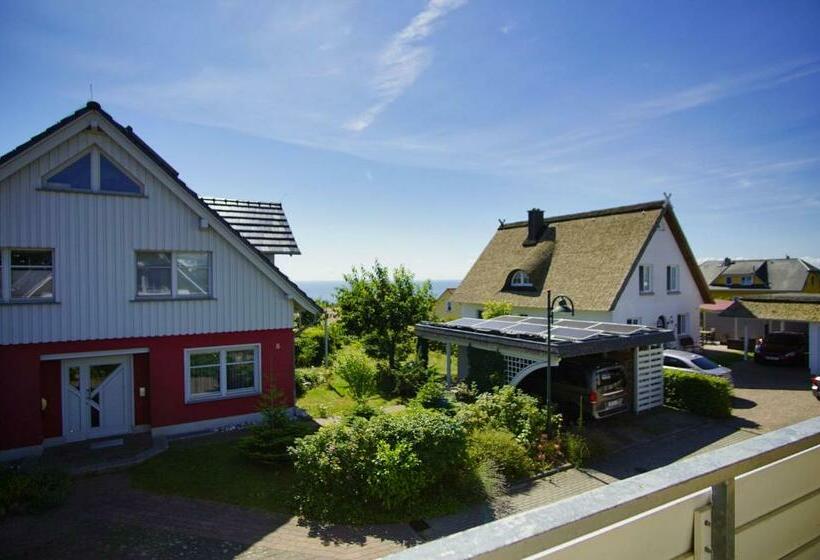 Nah Am Meer, Meerblick, Gratis Nutzung Vom Ahoi Erlebnisbad Und Sauna In Sellin   Haus Inselblick Fe