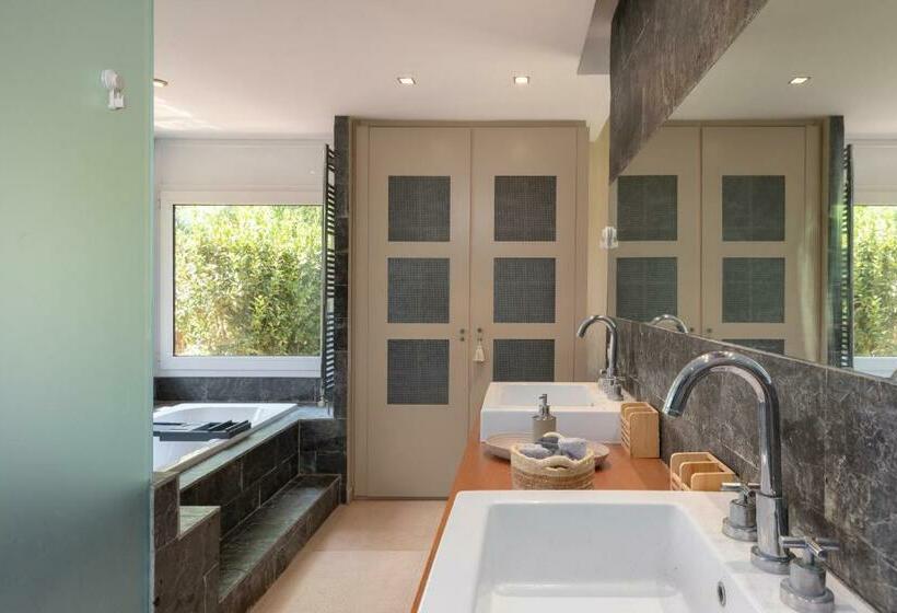 Hauzify I Villa Lulle