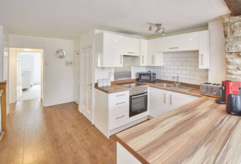 Host & Stay   The Duck Pond