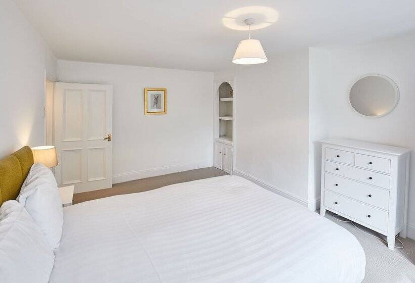 Host & Stay   The Duck Pond