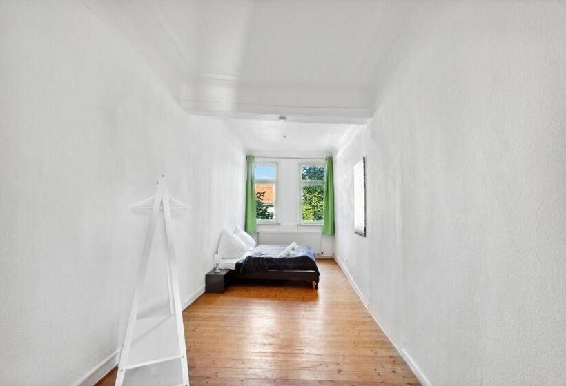 Friedberger Charme, 6 Personen, Traumlage, Parken, Kicker