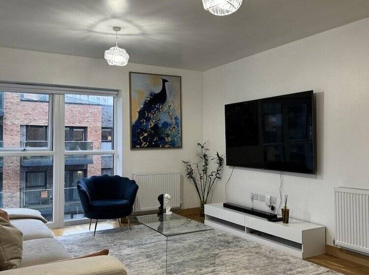 Luxury Apartment In Dartford