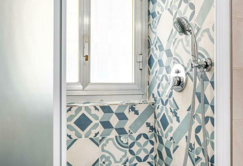 New Apt! 1km From Central Station  La Spezia