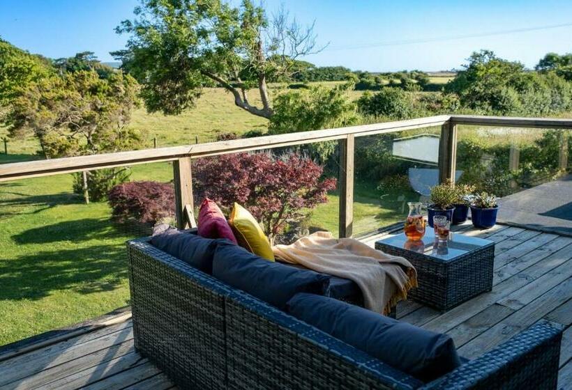 Nye Creek Or Nye Creek & Little Nye