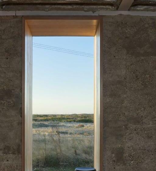 Ps1 Dungeness By Bloom Stays