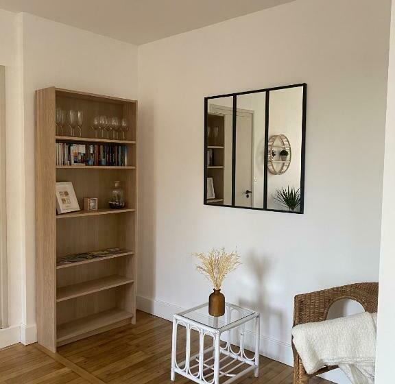 Quimper: T3 Avec Vue Cathédrale Proche Gare