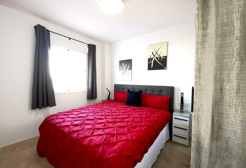 Small Oasis #1, Manilva