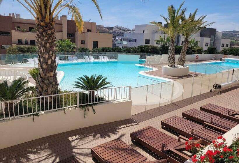 Stunning Apartment La Cala De Mijas   Walking Distance To The Beach And Town   Pool Open