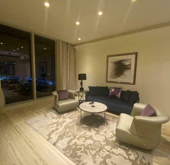 4leisure Suites Damac Esclusiva Towers