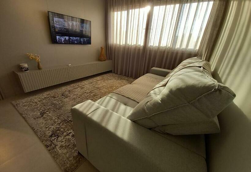 Apartamento Acolhedor Próximo à Maria Fumaça