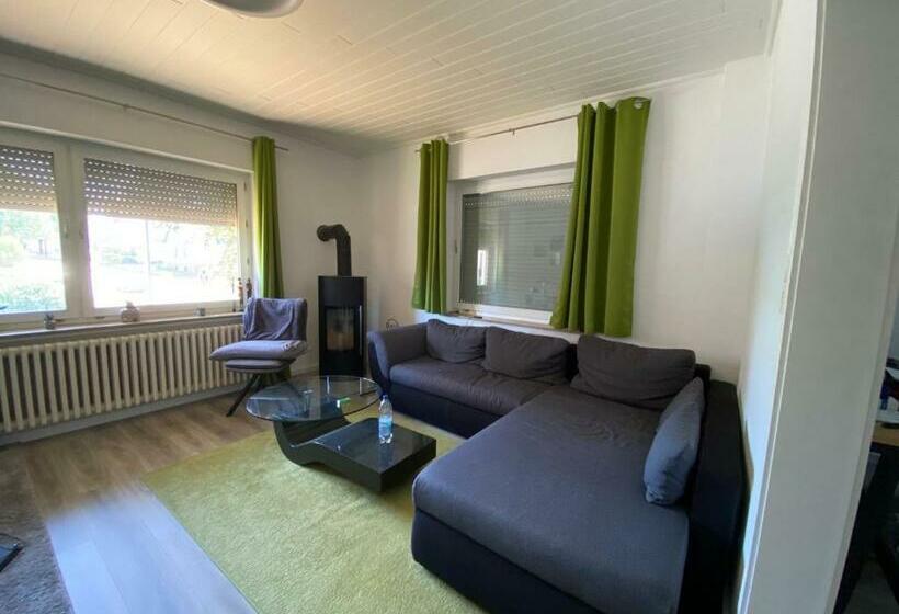 Appartement   Ferienwohnung   Zentral In Bad Oeynhausen Mit Kamin, Wlan, Netflix, Parkplatz