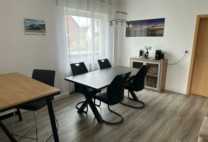 Appartement   Ferienwohnung   Zentral In Bad Oeynhausen Mit Kamin, Wlan, Netflix, Parkplatz
