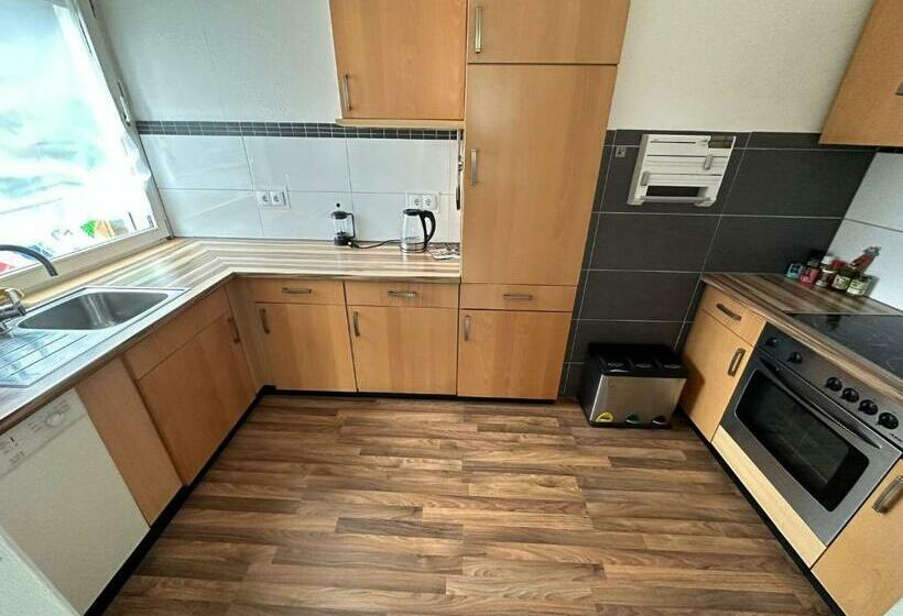 Appartement   Ferienwohnung   Zentral In Bad Oeynhausen Mit Kamin, Wlan, Netflix, Parkplatz
