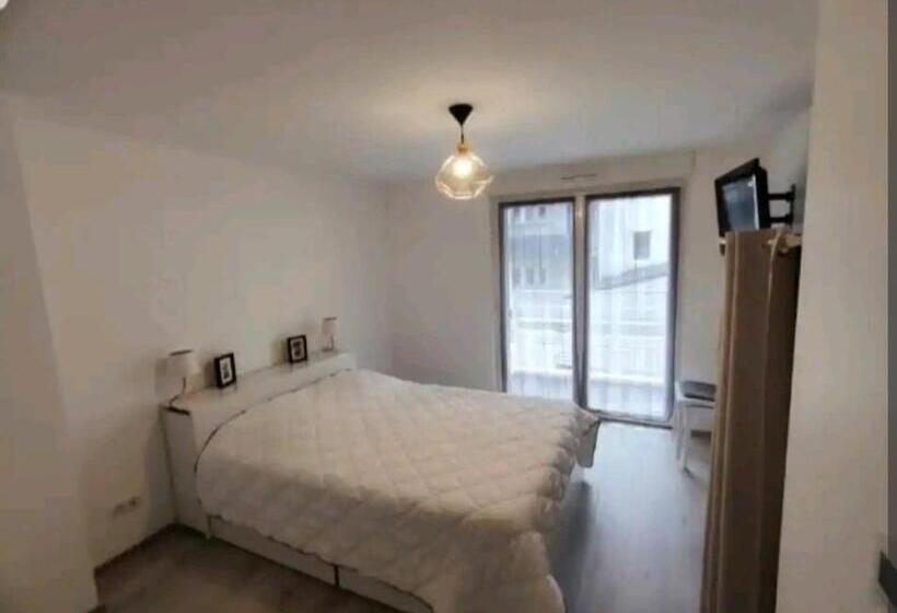 Appartement Moderne Près Du Lac Et Centre Ville. Résidence Les Eaux Vives
