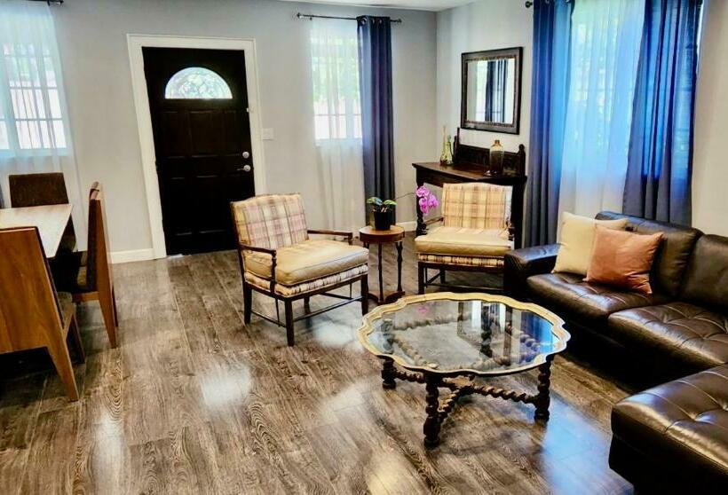 Gateway At Eagle Rock, La  Sleeps 6