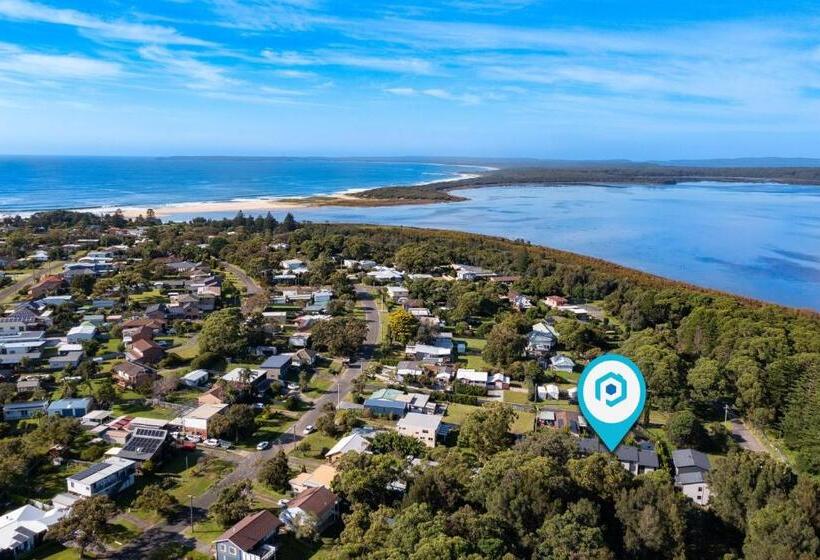 Gumnut Pet Friendly 5 Mins Walk To Beach