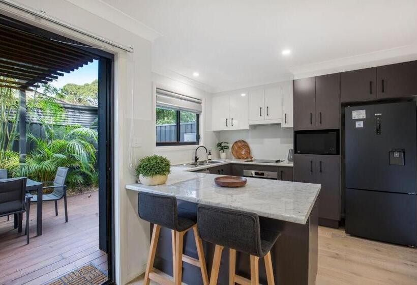 Gumnut Pet Friendly 5 Mins Walk To Beach