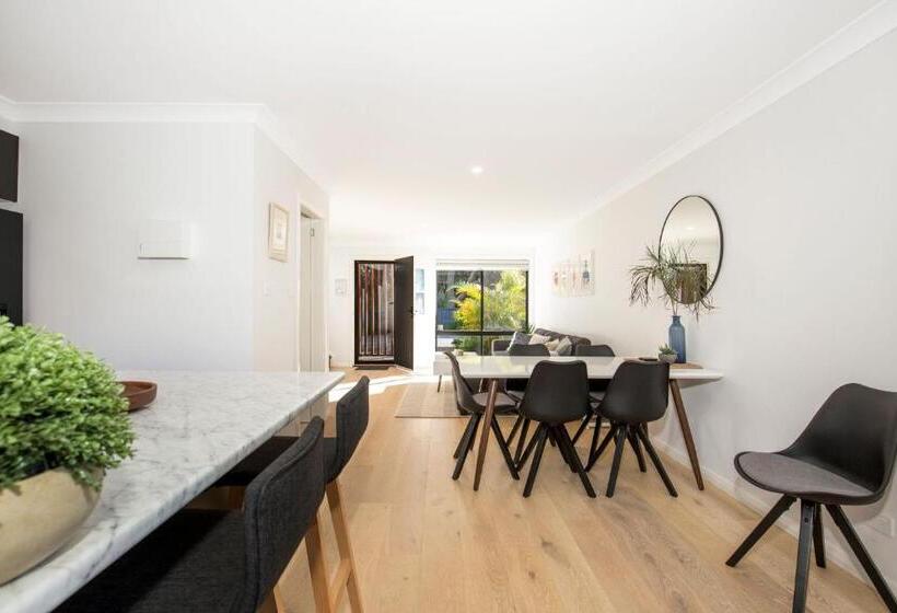 Gumnut Pet Friendly 5 Mins Walk To Beach