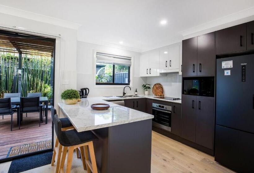 Gumnut Pet Friendly 5 Mins Walk To Beach