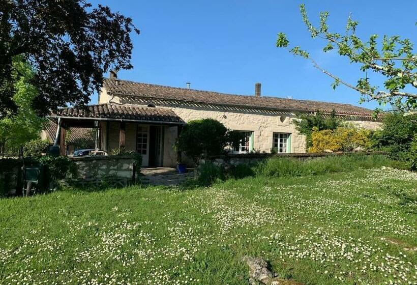 La Maison Pourpre