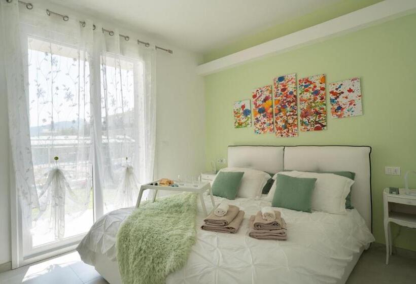 Loano Marina Spiaggia, Mare, A 5 Stelle