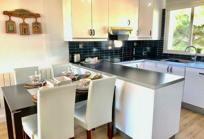 Miraflores 2 Bedroom Vacation Home