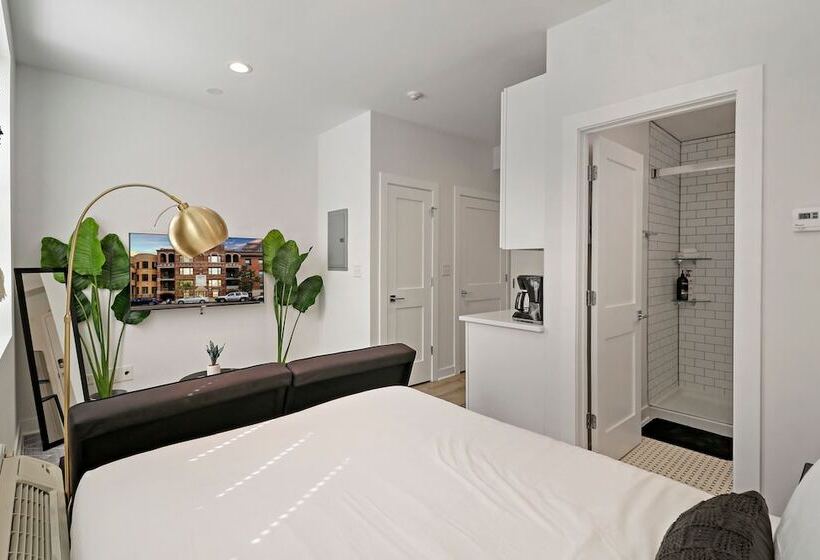 Nice & Comfy Studio Apt In Uptown