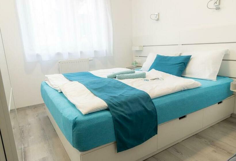 Türkiz Apartman
