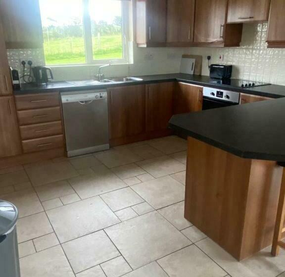 Wild Atlantic Way Crona Cottage