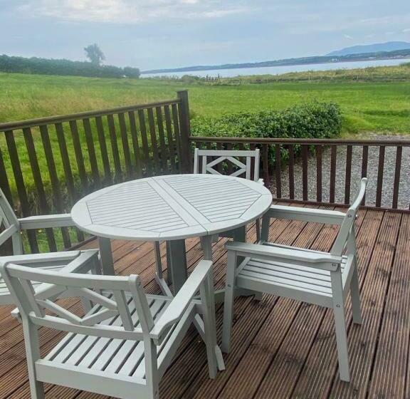 Wild Atlantic Way Crona Cottage
