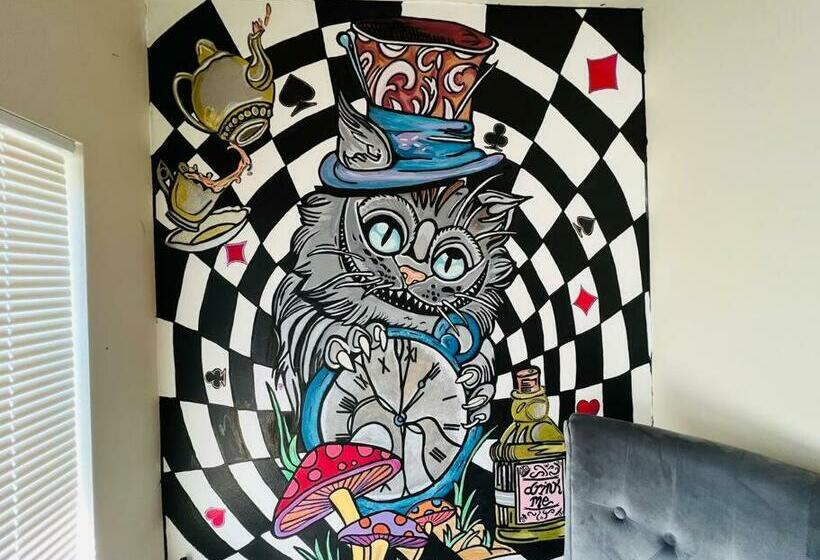 Alice The Wonderland Experience