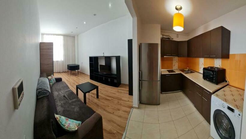 Garsoniera Rin Grand