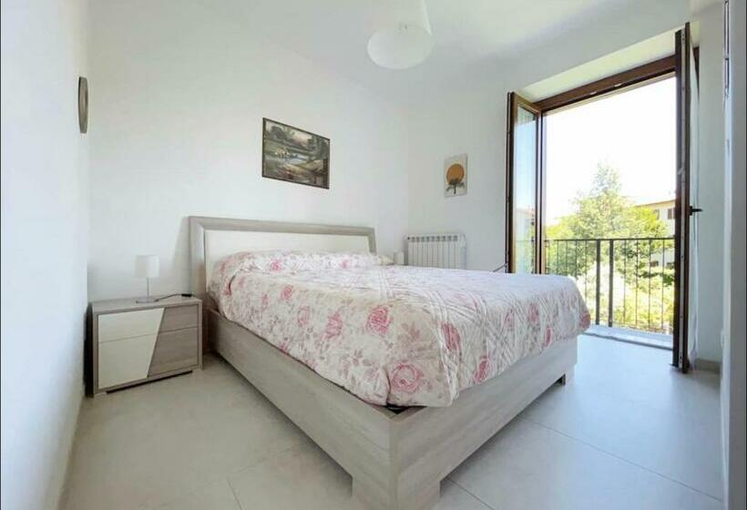 Appartamento Con Balcone Affascinante A Cadorago