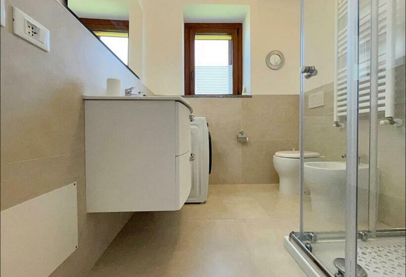 Appartamento Con Balcone Affascinante A Cadorago